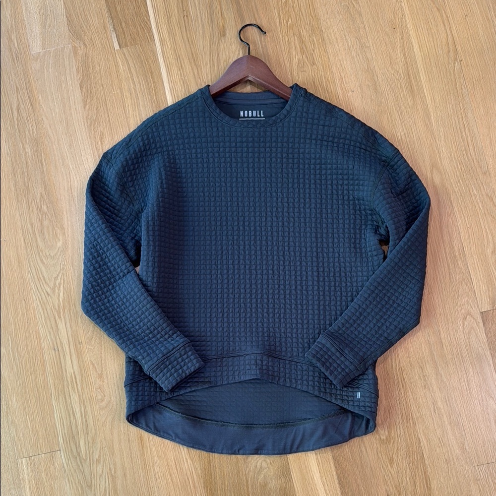 NOBULL Women’s Quilted Crew Pullover / Size S / Color Dark Shadow